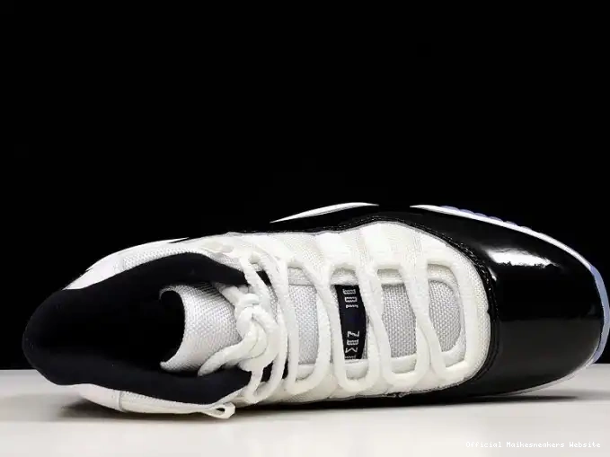Official Maikesneakers 378037-100 Jordan 2018 Retro 